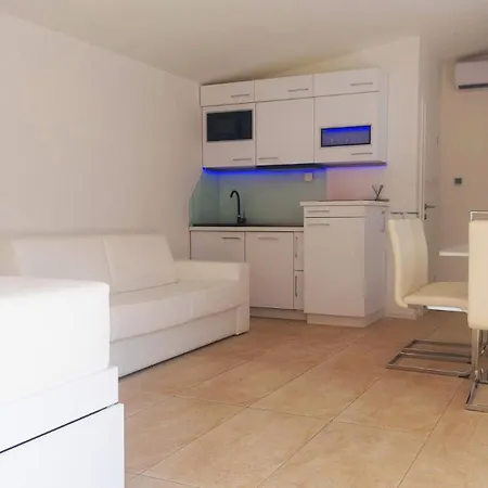 Eduarda Pool&whirpool By Guide וילה *