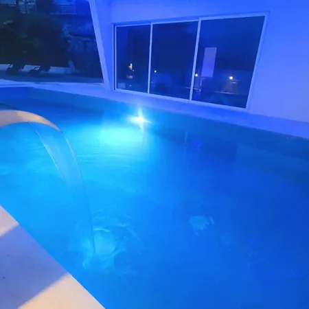 Eduarda Pool&whirpool By Guide
