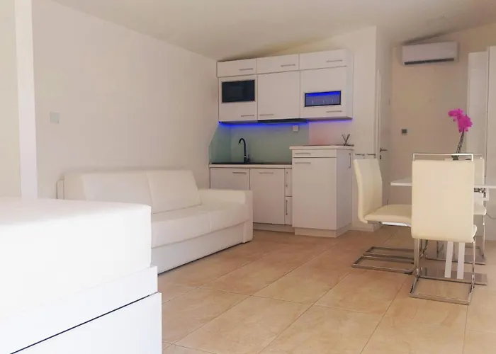 Eduarda Pool&whirpool By Guide וילה *