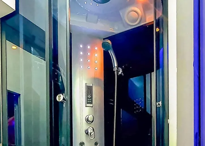 Eduarda Pool&whirpool By Guide *