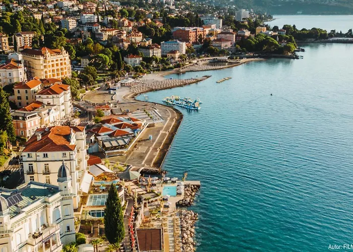 Eduarda Pool&whirpool By Guide